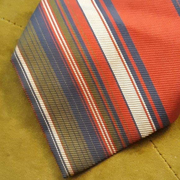 B YOUNG MEN'S VINTAGE STRIPE TIE - Picture 3 of 5